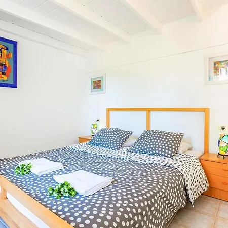 Casa Alfred Vila *